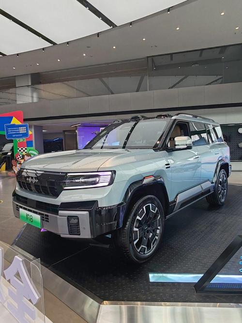 广州245比亚迪方程豹硬派越野的爆款，英菲尼迪35周年与你共成长